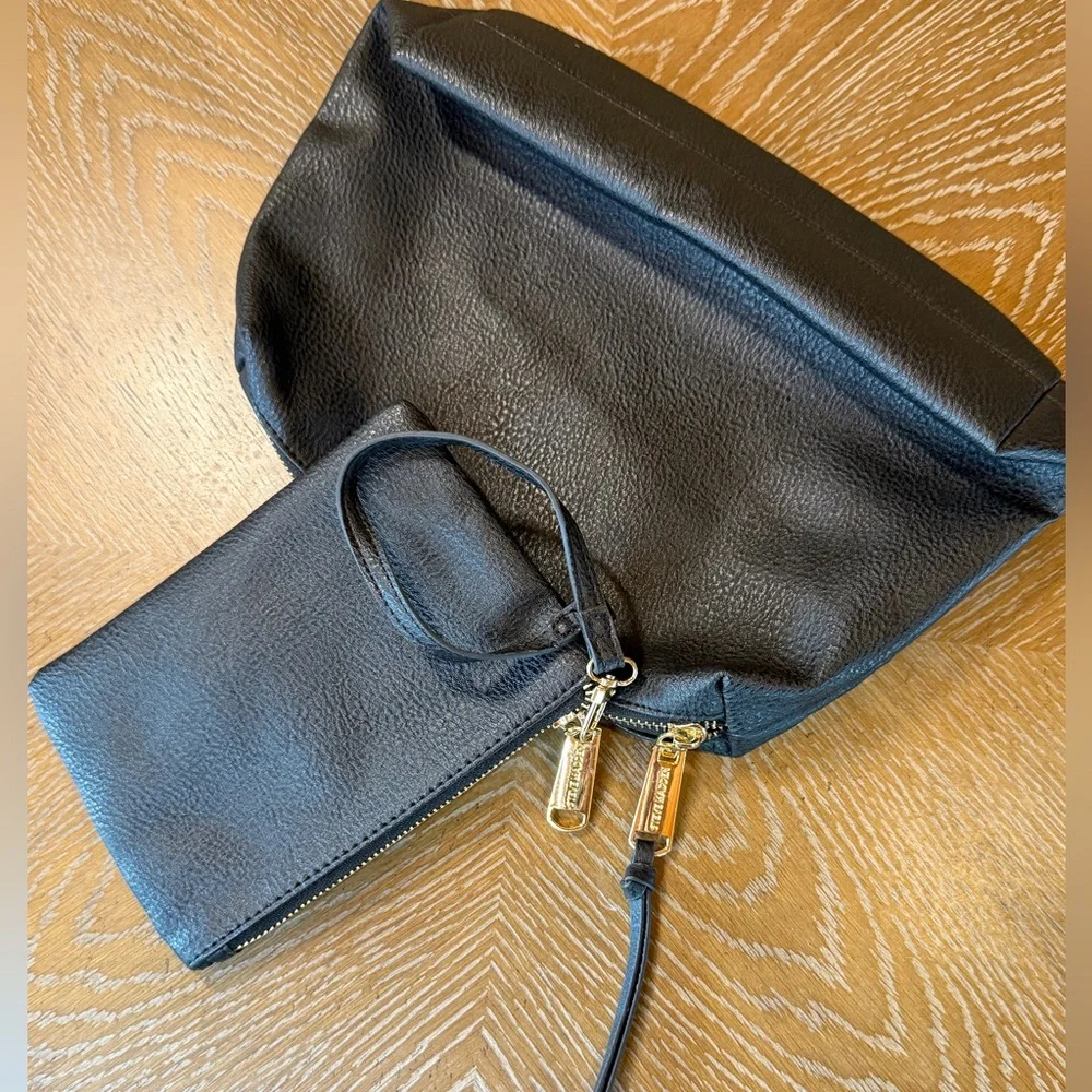 Steve Madden Clutch Make Up Bags Travel Black, Zip Top Set of 2